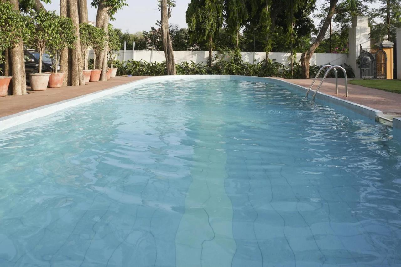Sunshine Resort Lonavala Bagian luar foto