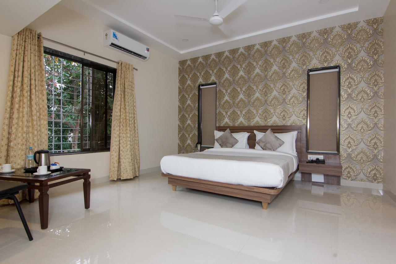 Sunshine Resort Lonavala Bagian luar foto